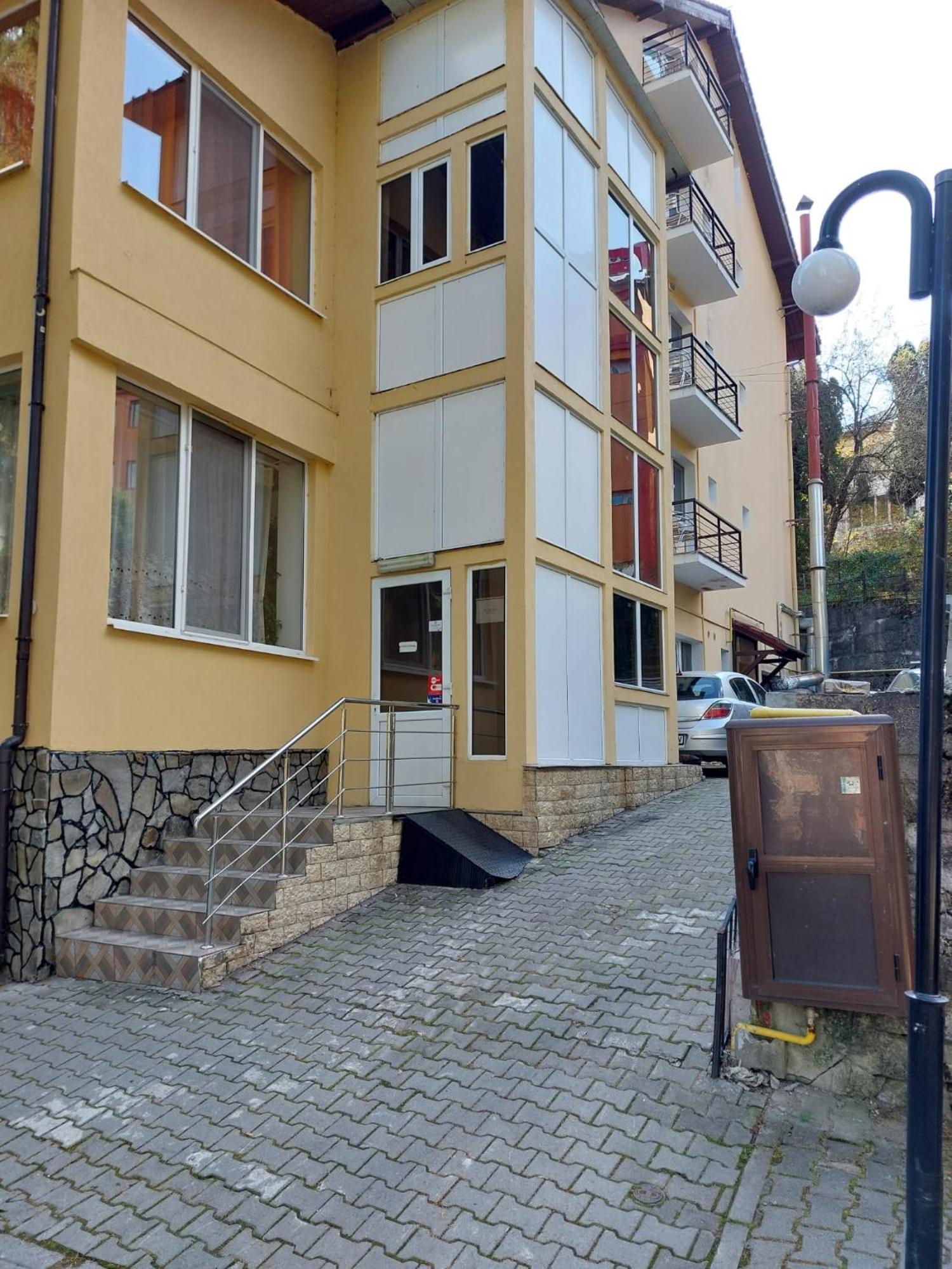 Hotel Alice Băile Olăneşti Exteriör bild